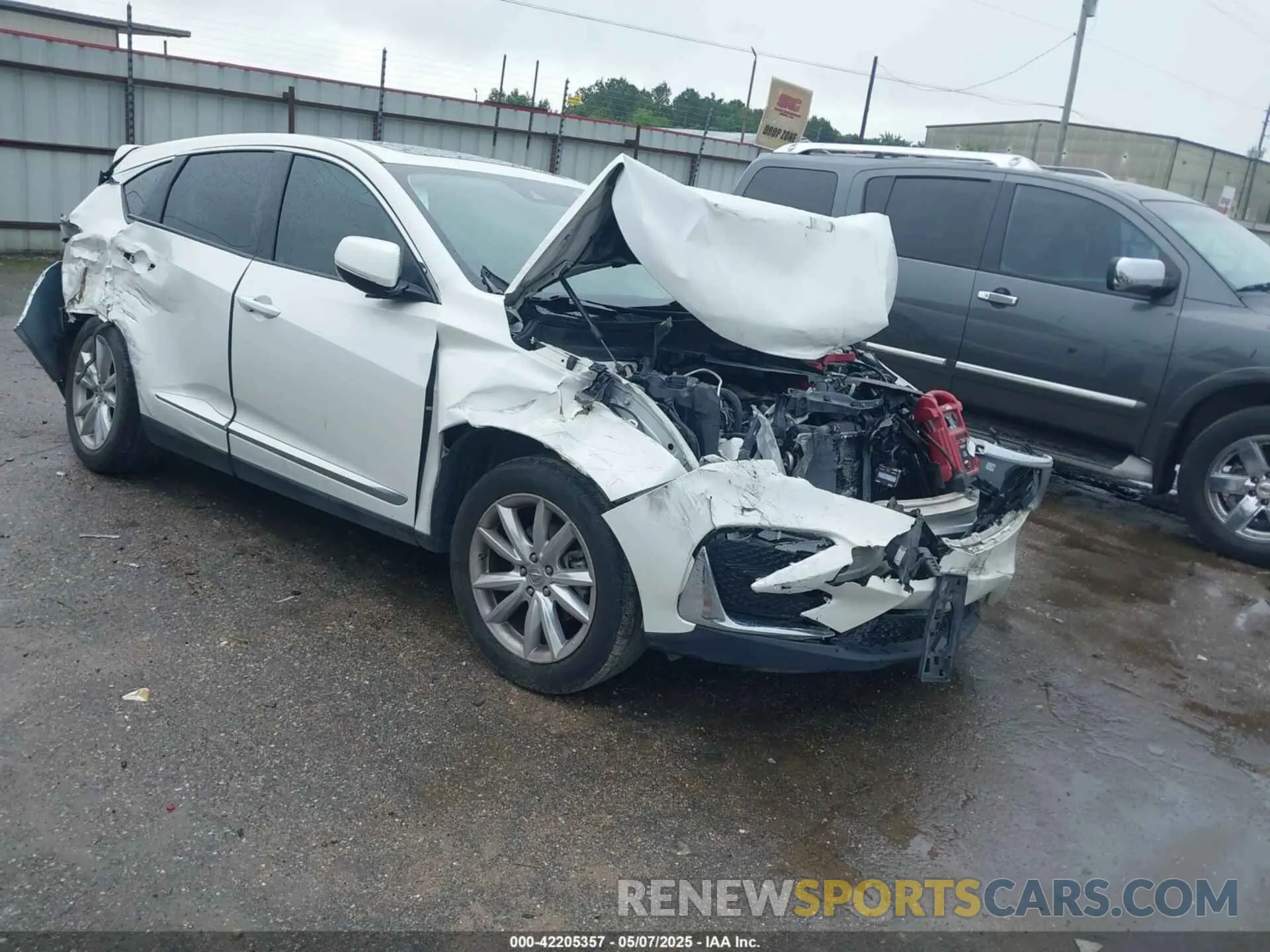 1 Photograph of a damaged car 5J8TC1H33KL025292 ACURA RDX 2019