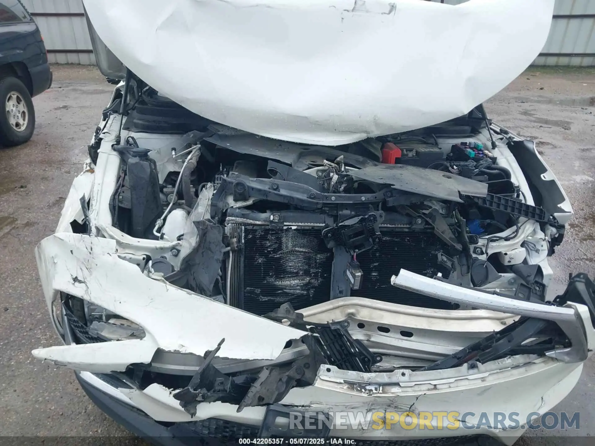10 Photograph of a damaged car 5J8TC1H33KL025292 ACURA RDX 2019