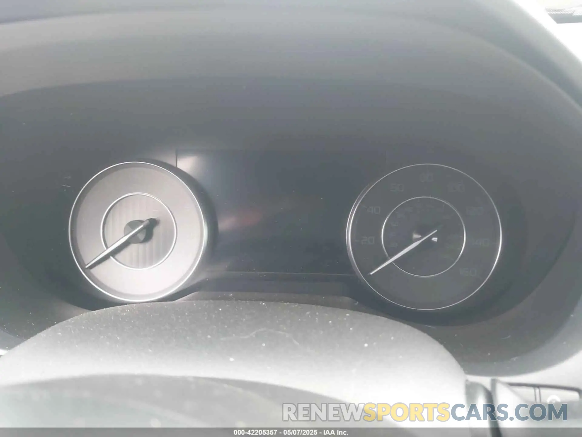 14 Photograph of a damaged car 5J8TC1H33KL025292 ACURA RDX 2019