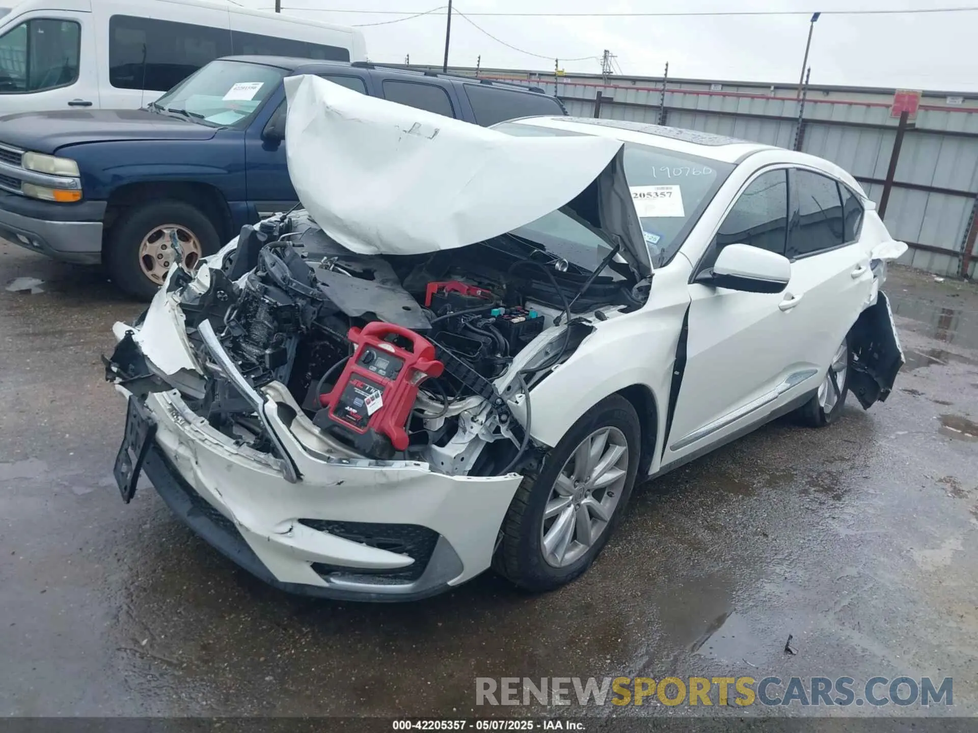 2 Photograph of a damaged car 5J8TC1H33KL025292 ACURA RDX 2019