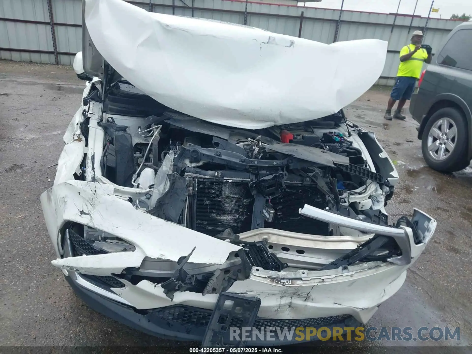 6 Photograph of a damaged car 5J8TC1H33KL025292 ACURA RDX 2019