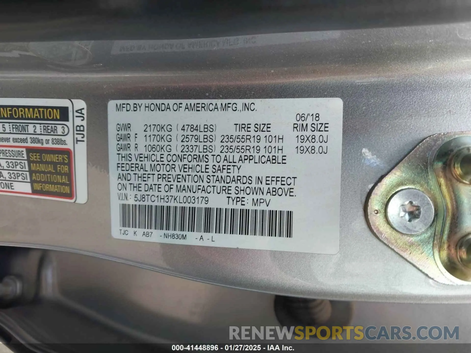9 Photograph of a damaged car 5J8TC1H37KL003179 ACURA RDX 2019