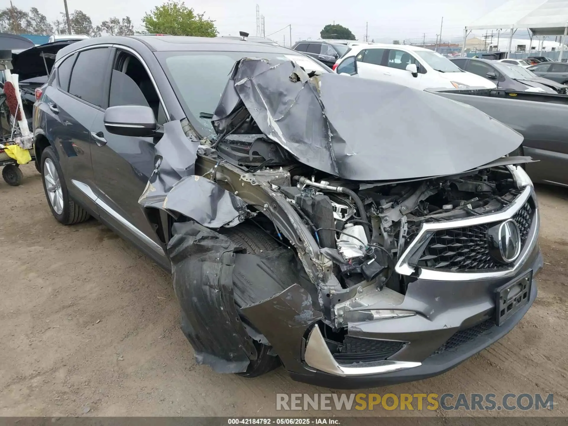 1 Photograph of a damaged car 5J8TC1H39KL000073 ACURA RDX 2019