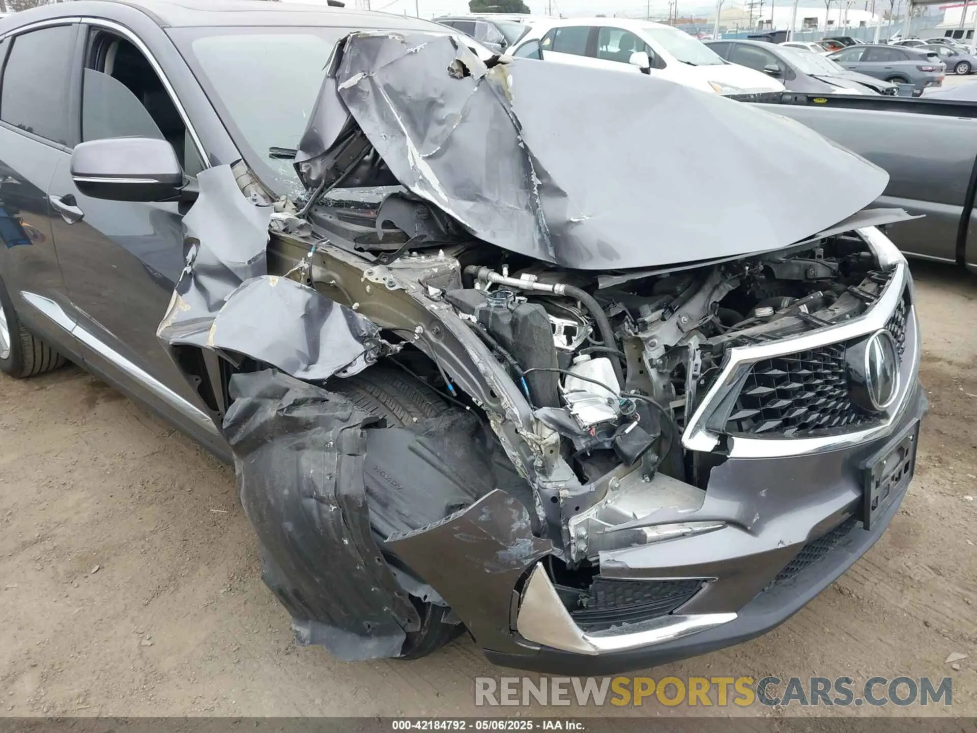 6 Photograph of a damaged car 5J8TC1H39KL000073 ACURA RDX 2019