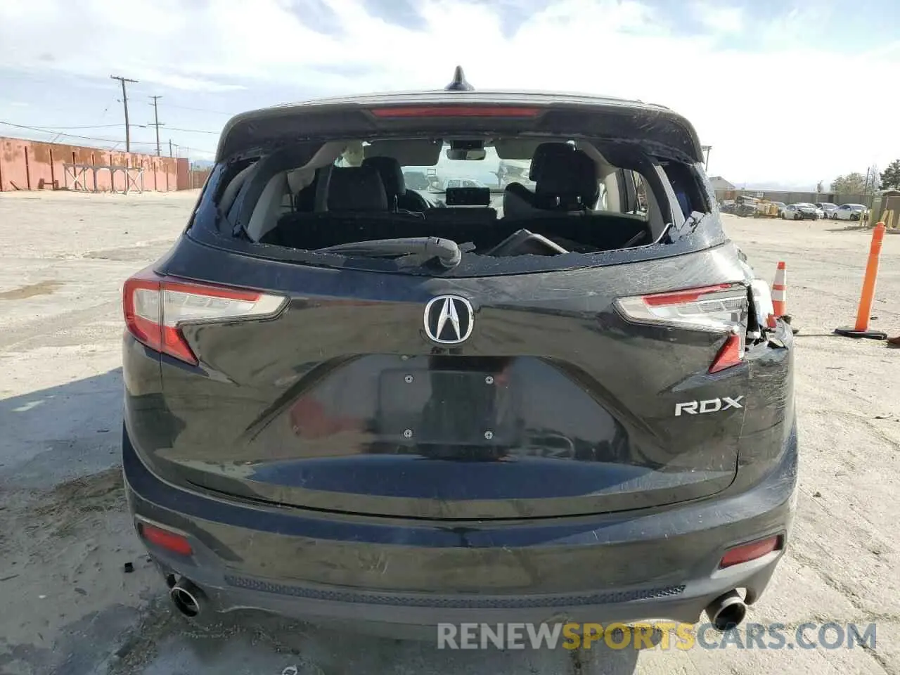 6 Photograph of a damaged car 5J8TC1H50KL008726 ACURA RDX 2019