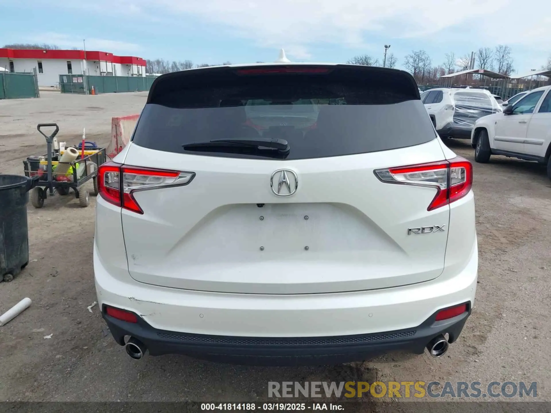 16 Photograph of a damaged car 5J8TC1H52KL011482 ACURA RDX 2019