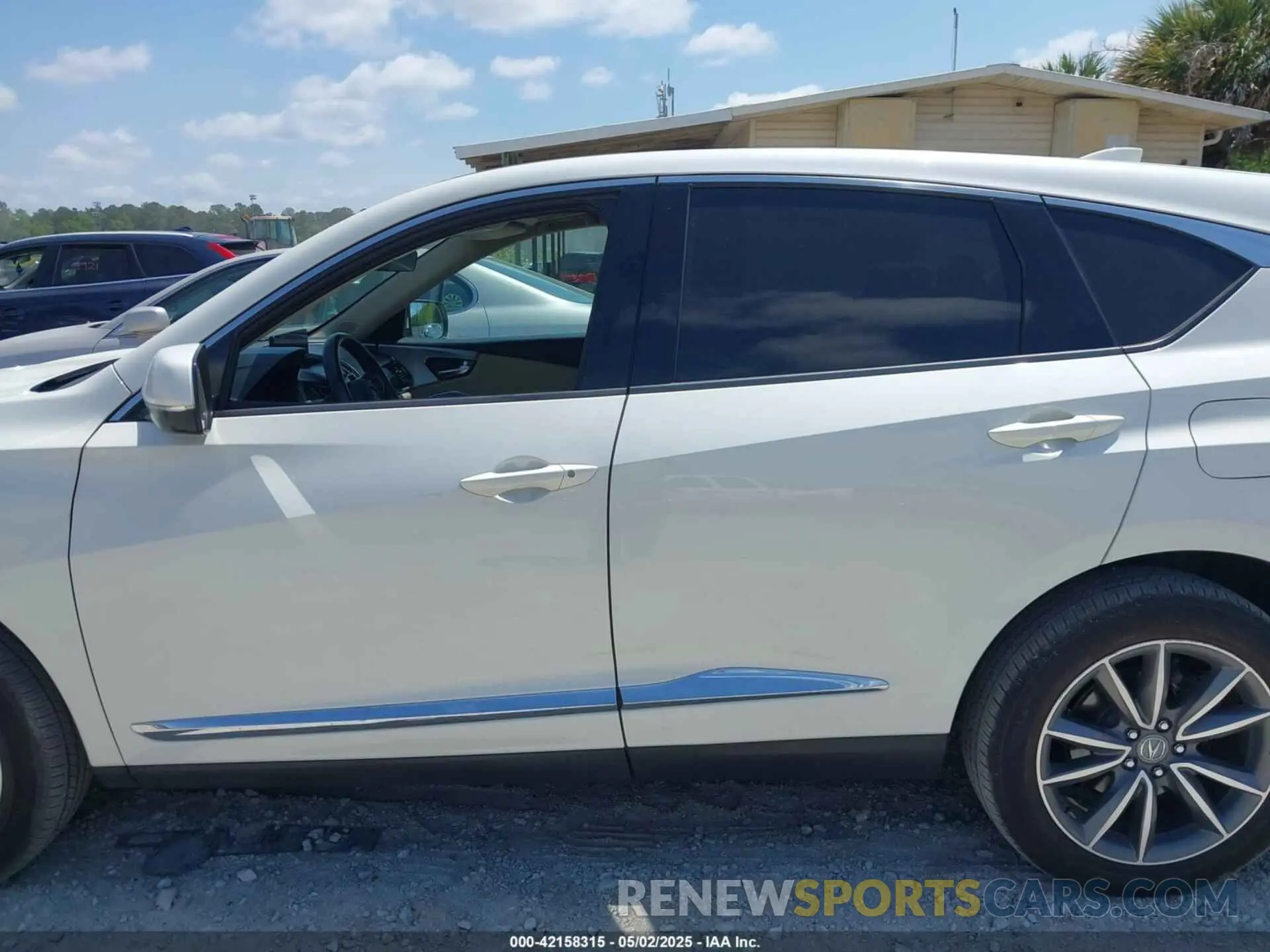 14 Photograph of a damaged car 5J8TC1H53KL007506 ACURA RDX 2019