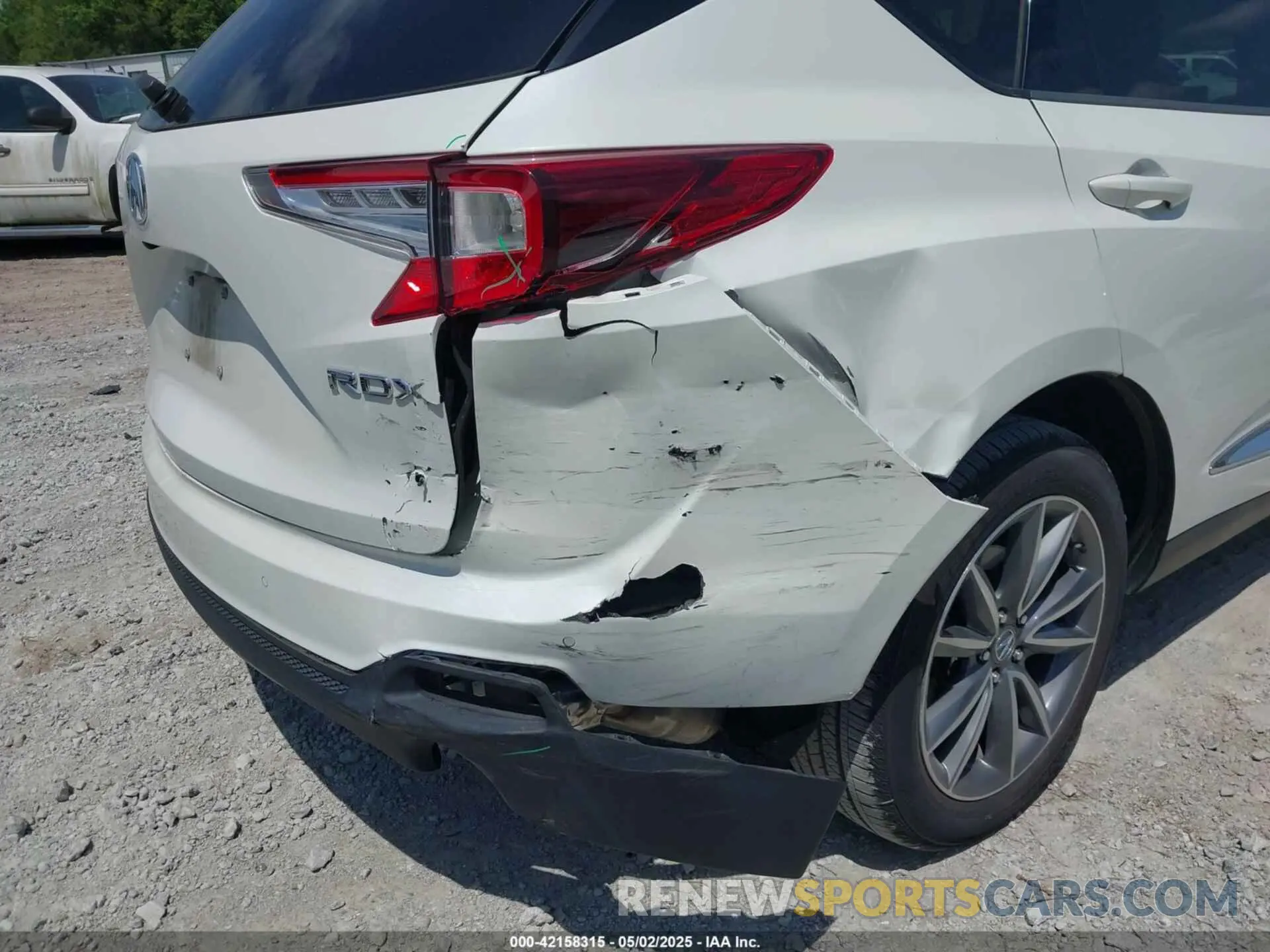6 Photograph of a damaged car 5J8TC1H53KL007506 ACURA RDX 2019