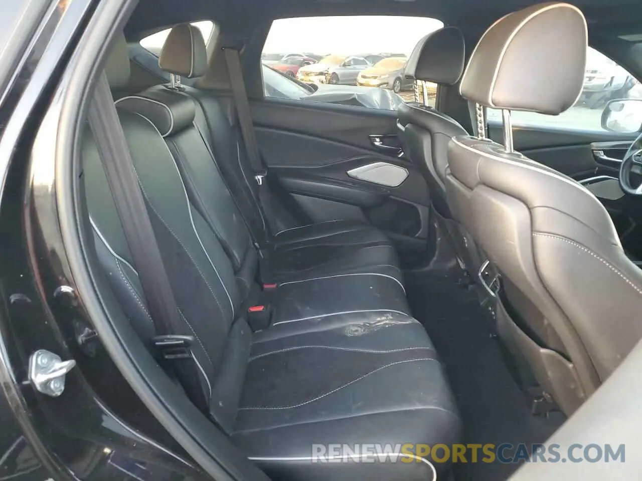10 Photograph of a damaged car 5J8TC1H61KL008131 ACURA RDX 2019