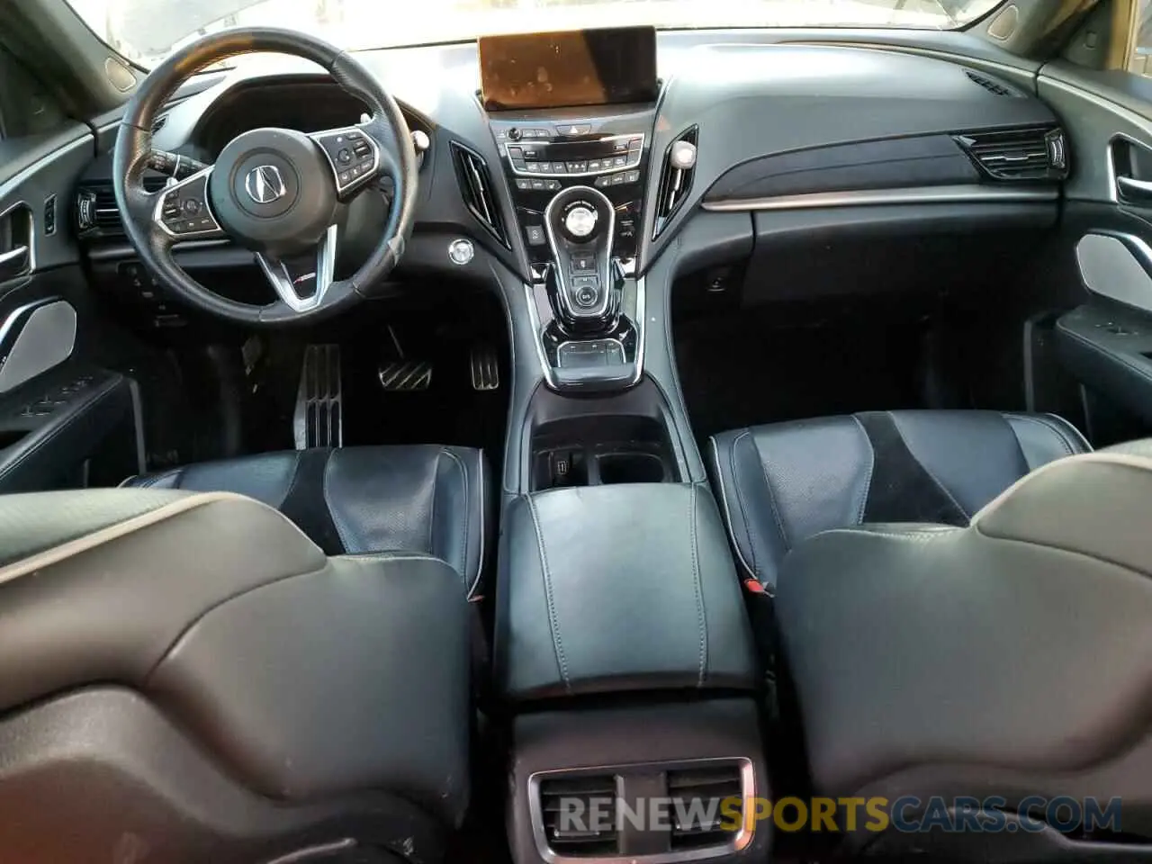 8 Photograph of a damaged car 5J8TC1H61KL008131 ACURA RDX 2019