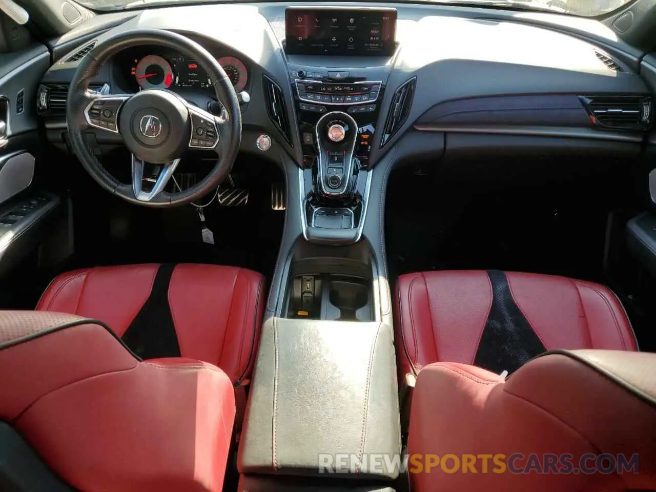 8 Photograph of a damaged car 5J8TC1H64KL004963 ACURA RDX 2019