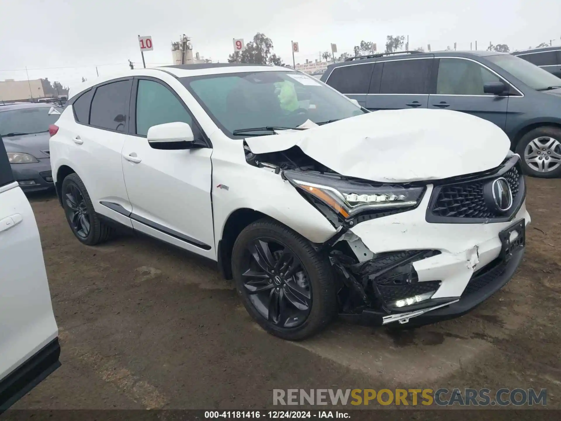 1 Photograph of a damaged car 5J8TC1H64KL009225 ACURA RDX 2019