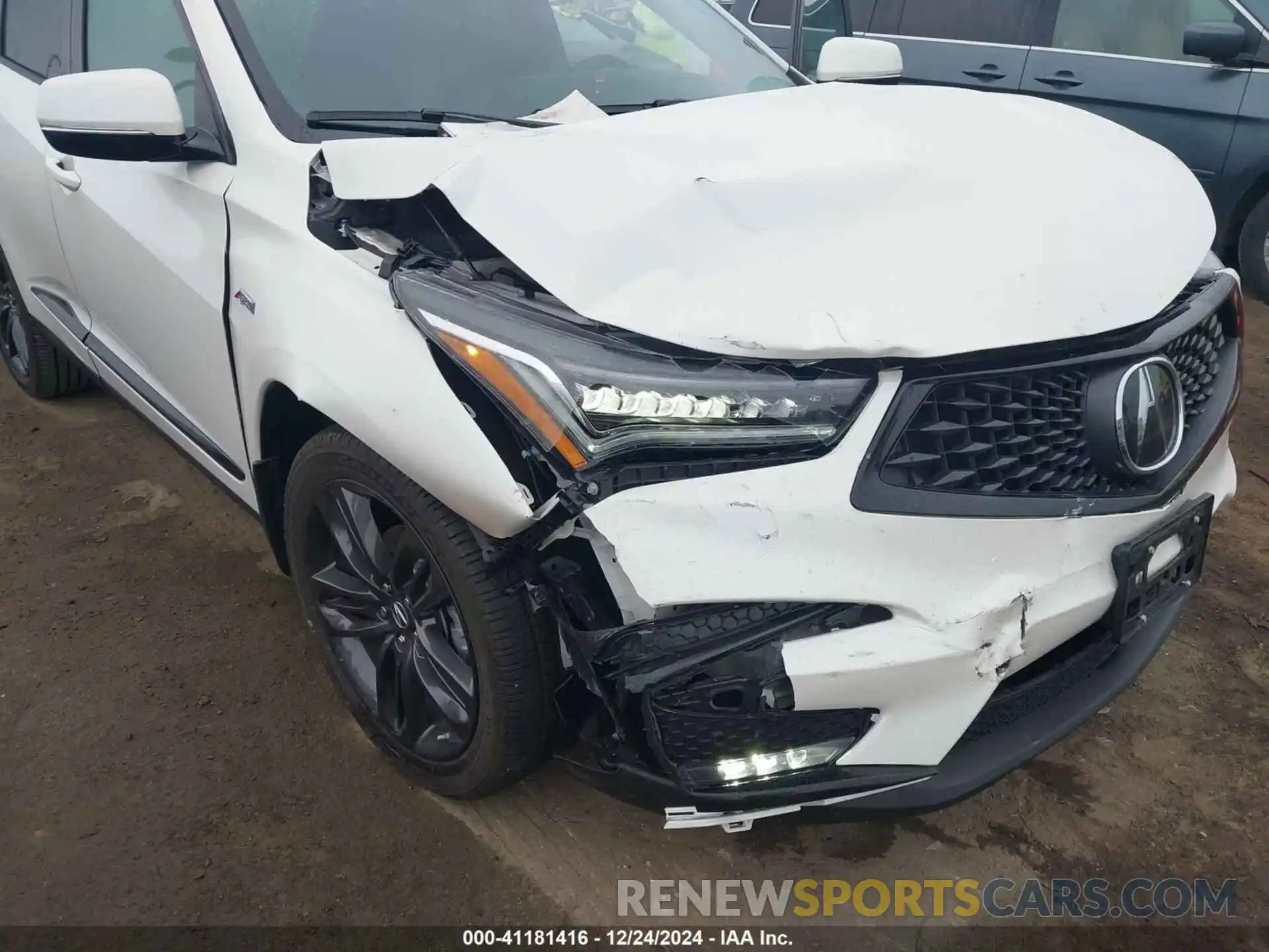 6 Photograph of a damaged car 5J8TC1H64KL009225 ACURA RDX 2019