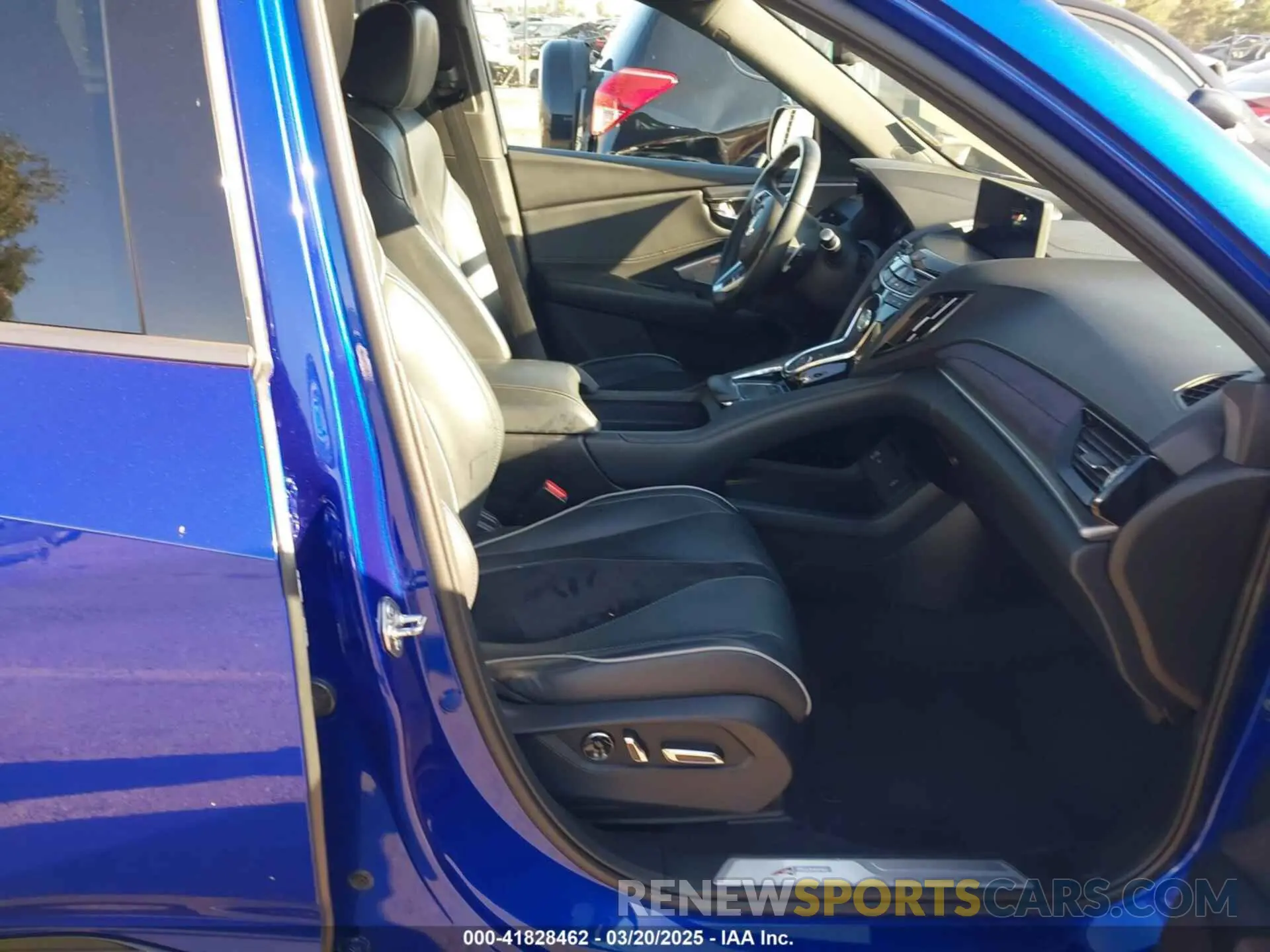 5 Photograph of a damaged car 5J8TC1H64KL011430 ACURA RDX 2019