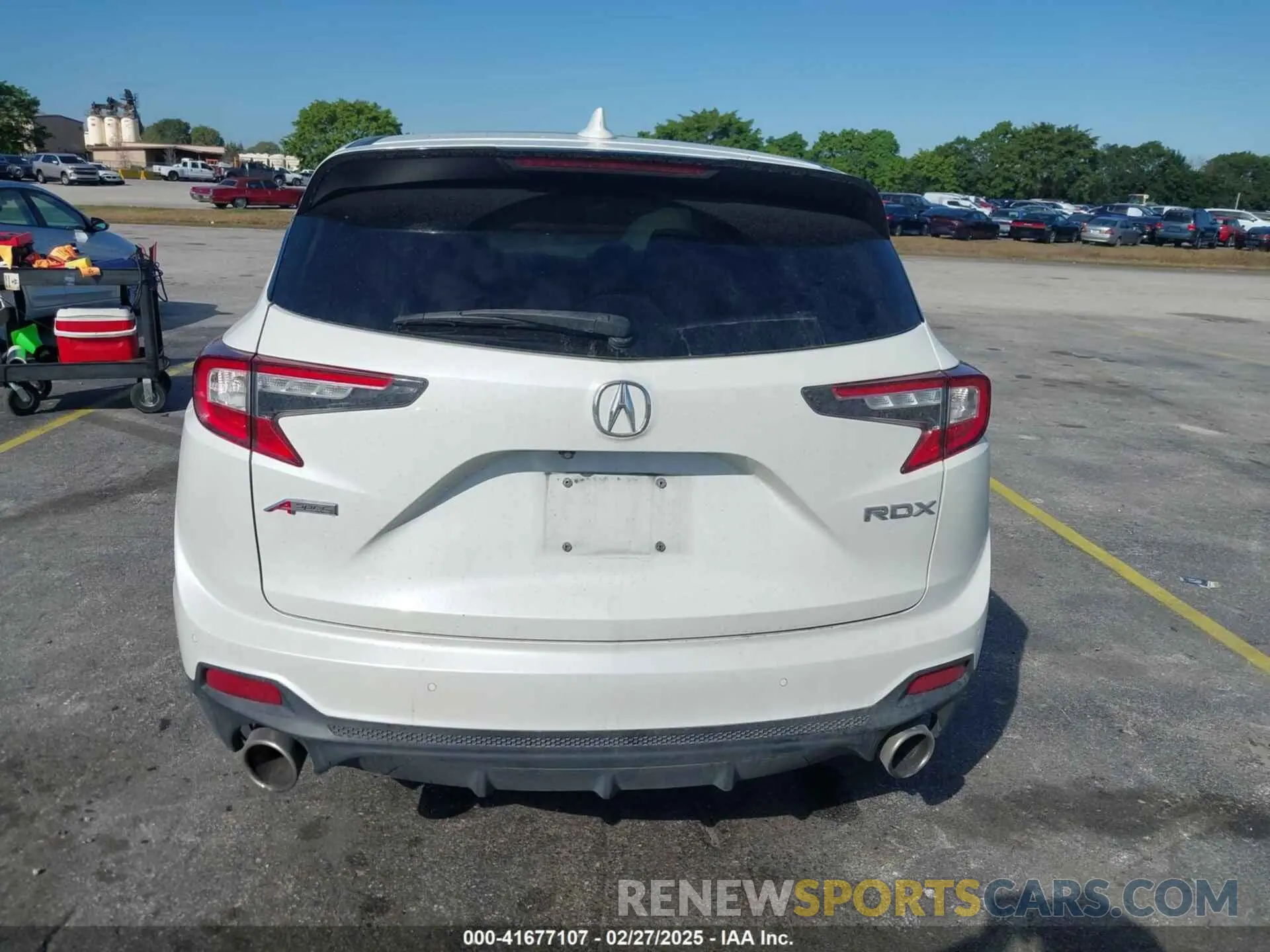 17 Photograph of a damaged car 5J8TC1H66KL021554 ACURA RDX 2019