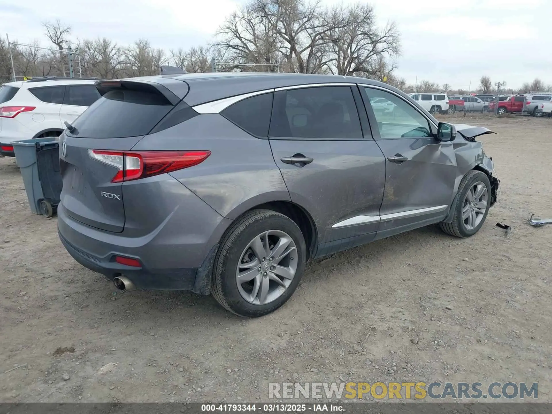 4 Photograph of a damaged car 5J8TC1H71KL008218 ACURA RDX 2019