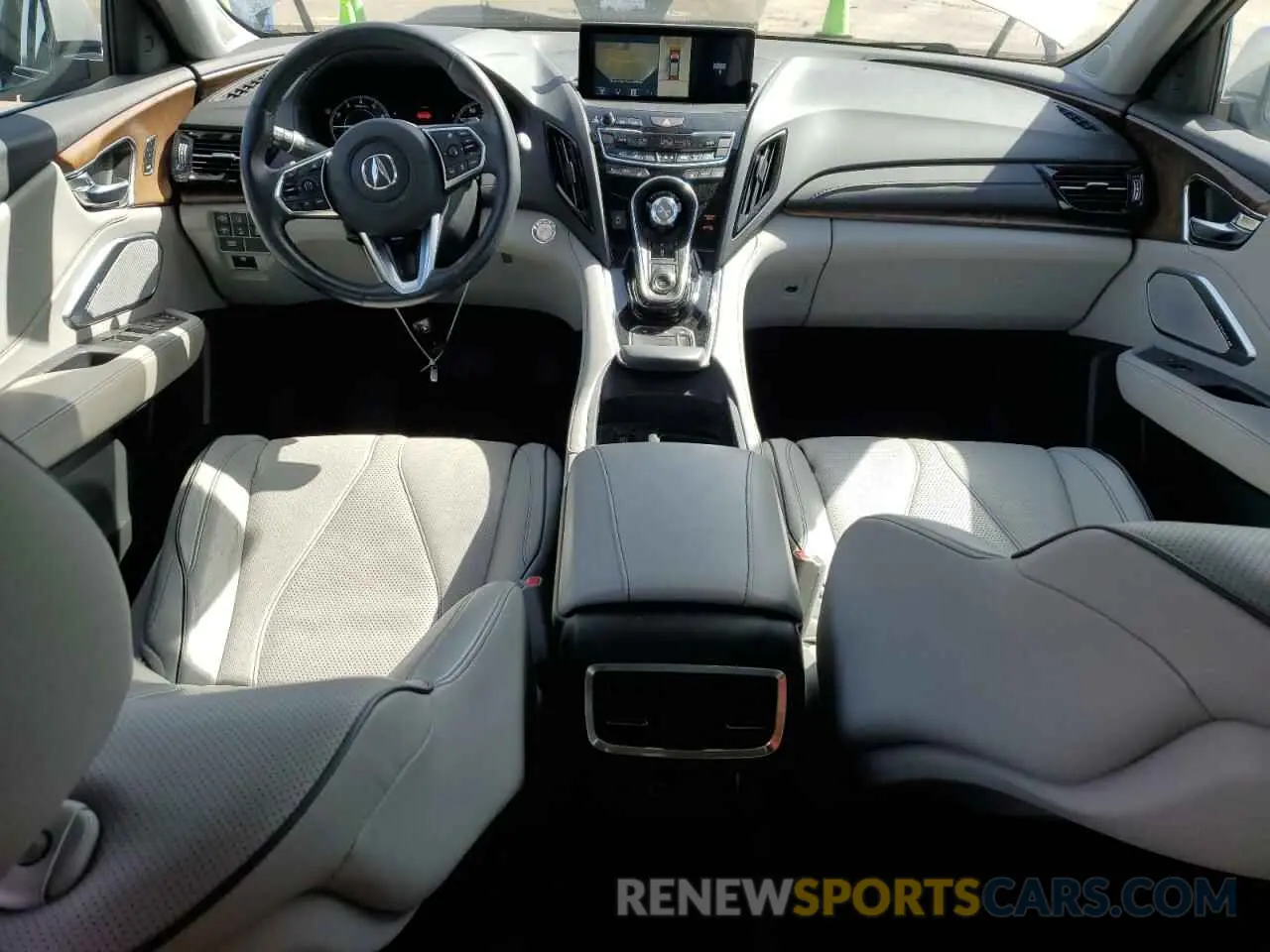 8 Photograph of a damaged car 5J8TC1H73KL007426 ACURA RDX 2019
