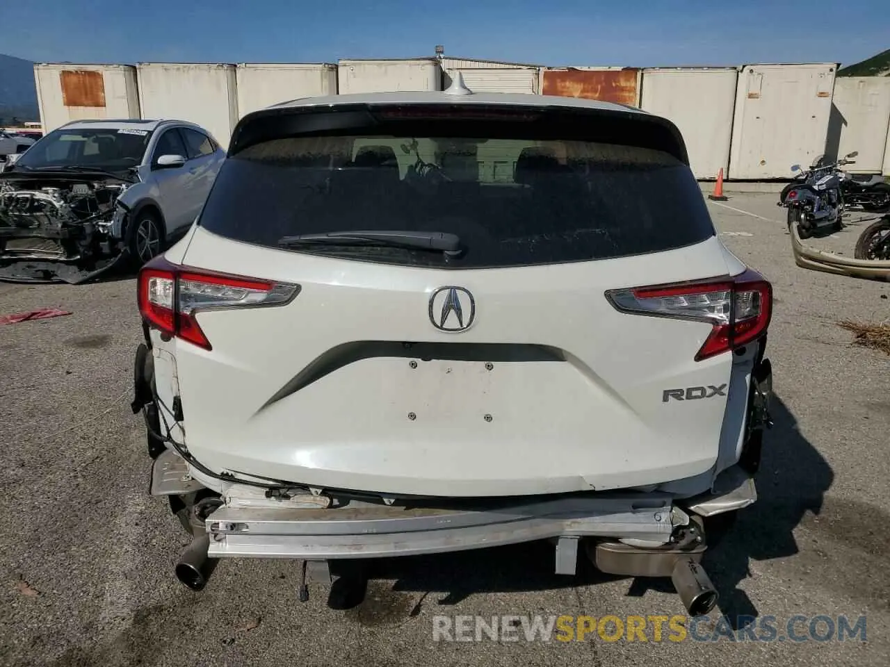 6 Photograph of a damaged car 5J8TC1H76KL001880 ACURA RDX 2019
