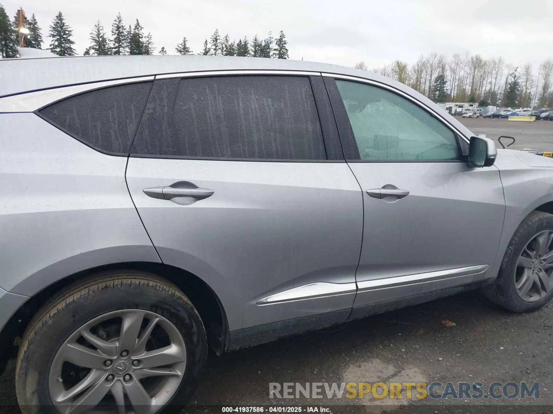 13 Photograph of a damaged car 5J8TC1H76KL024947 ACURA RDX 2019