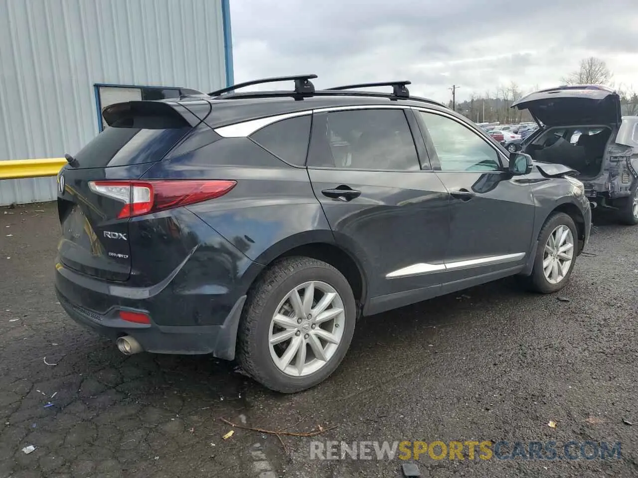 3 Photograph of a damaged car 5J8TC2H30KL043691 ACURA RDX 2019