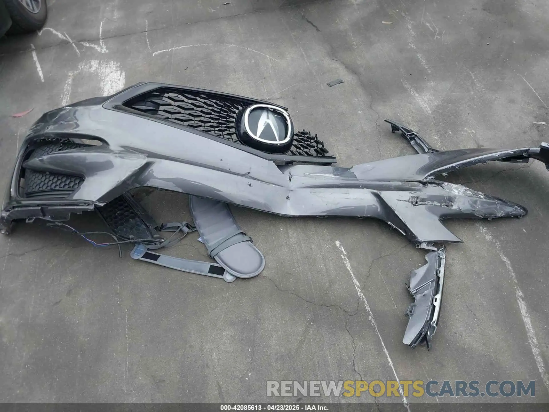 12 Photograph of a damaged car 5J8TC2H31KL017892 ACURA RDX 2019
