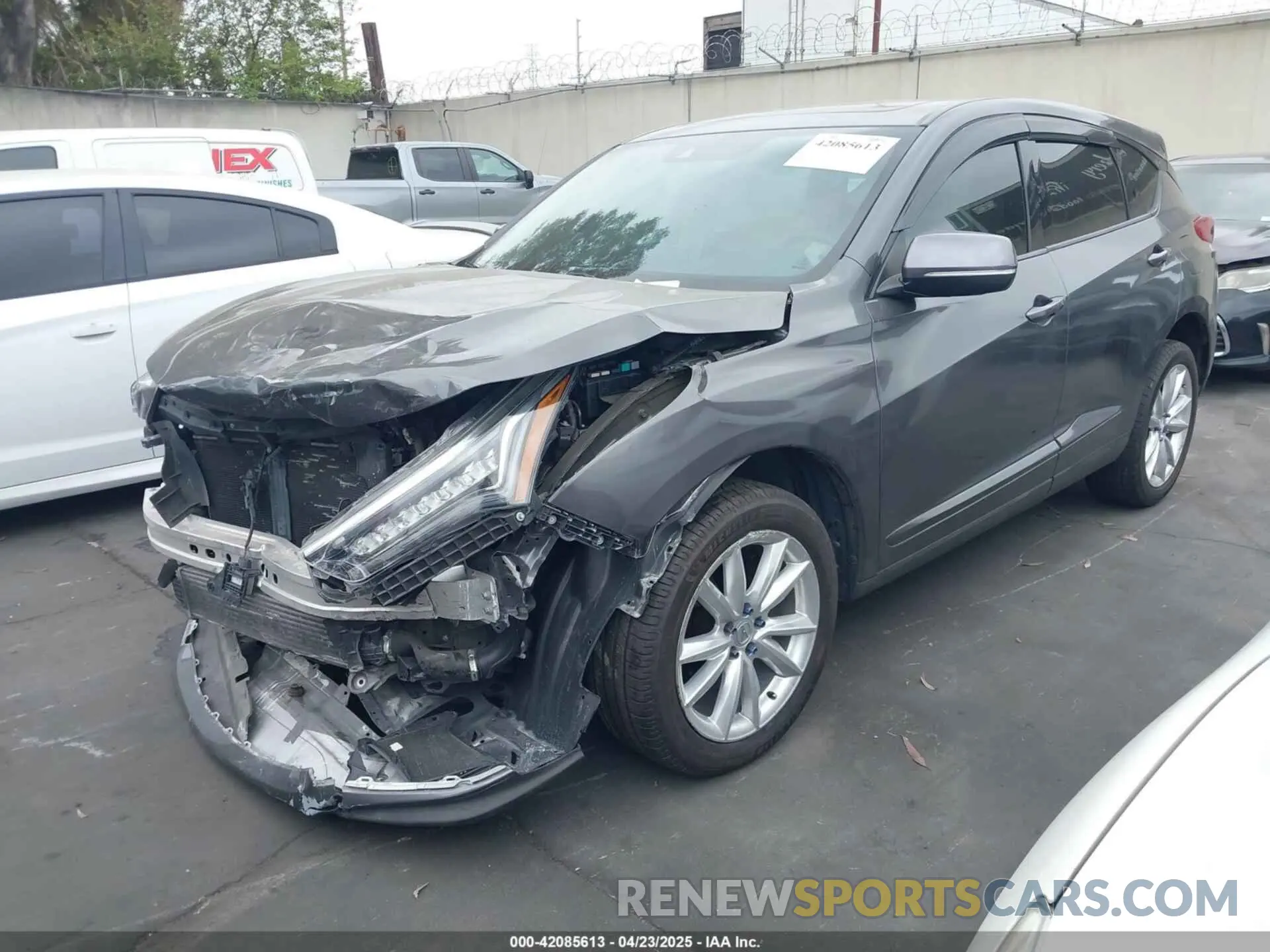2 Photograph of a damaged car 5J8TC2H31KL017892 ACURA RDX 2019