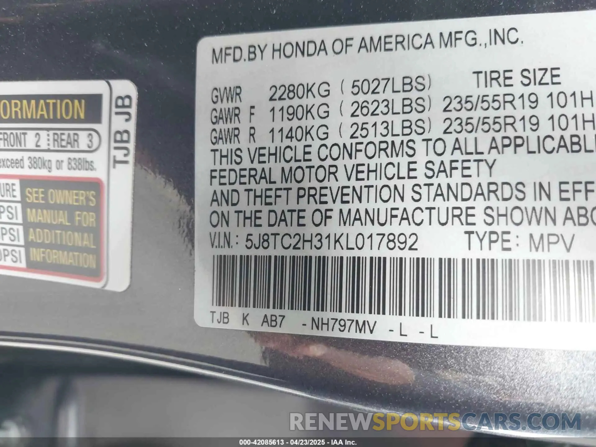9 Photograph of a damaged car 5J8TC2H31KL017892 ACURA RDX 2019
