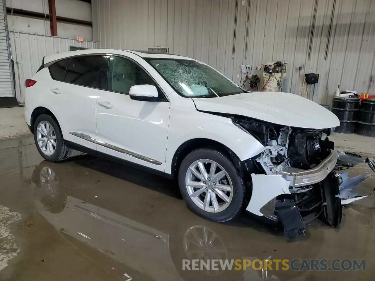 4 Photograph of a damaged car 5J8TC2H31KL037818 ACURA RDX 2019