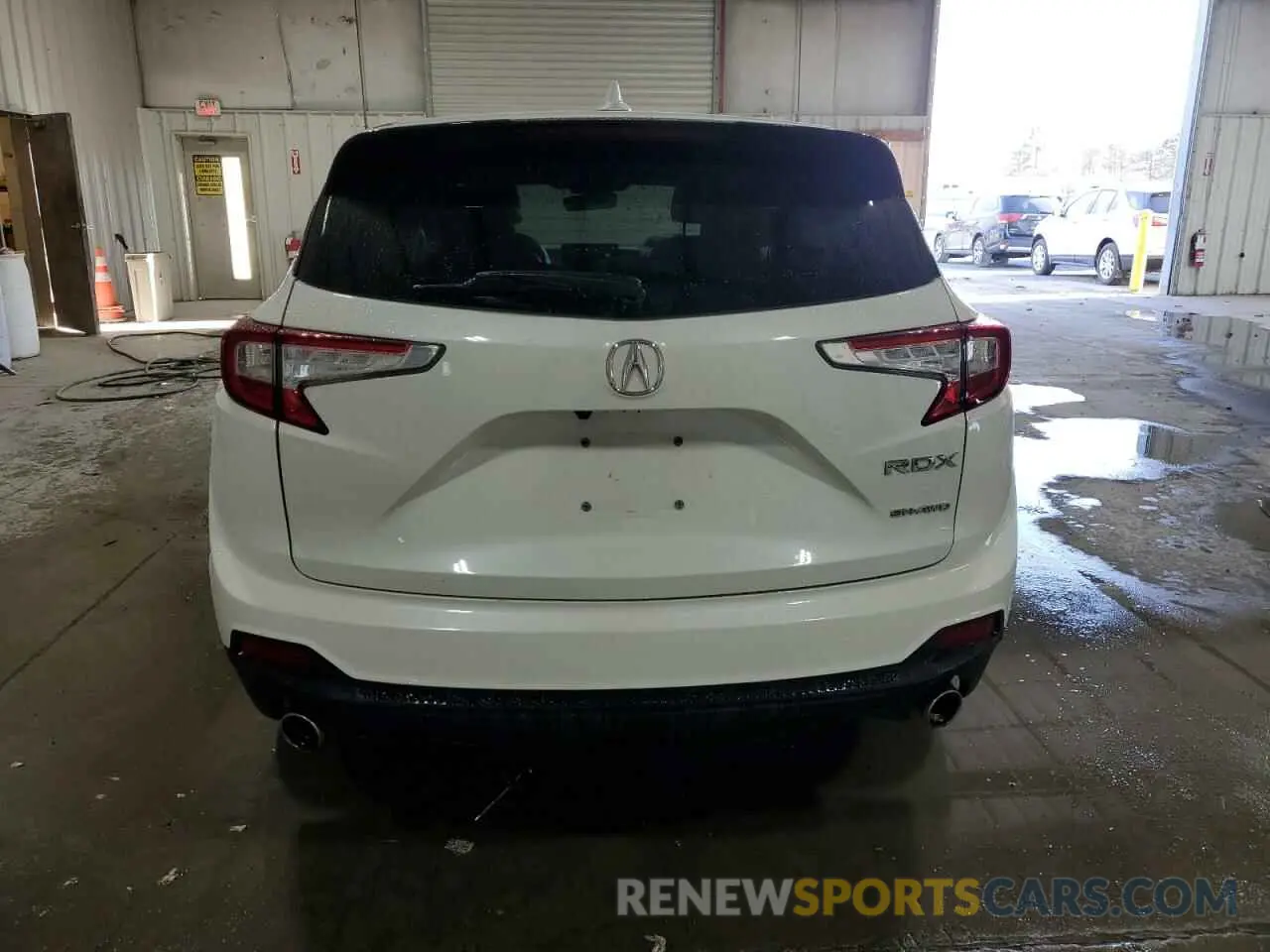 6 Photograph of a damaged car 5J8TC2H31KL037818 ACURA RDX 2019