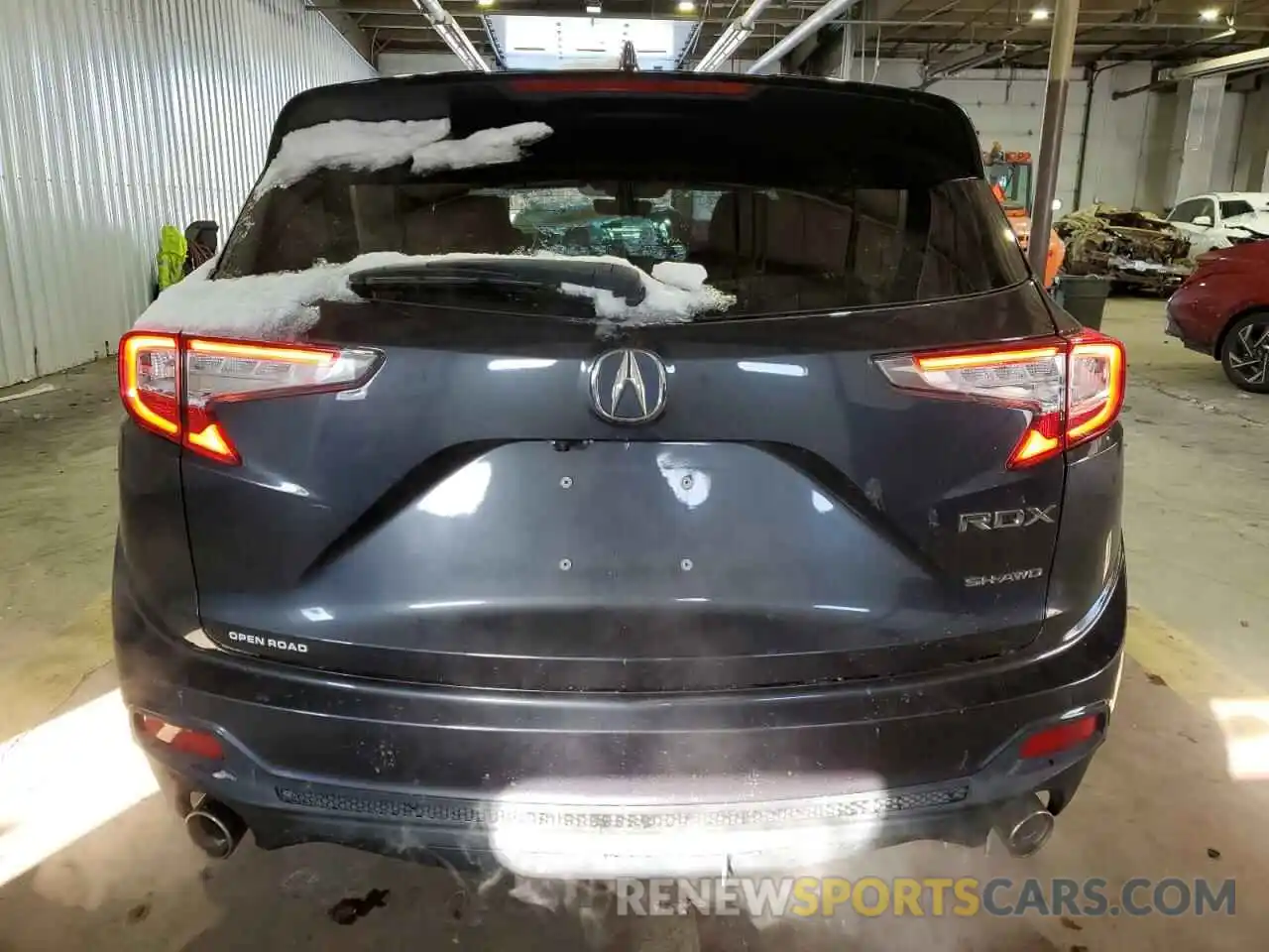 6 Photograph of a damaged car 5J8TC2H31KL039438 ACURA RDX 2019