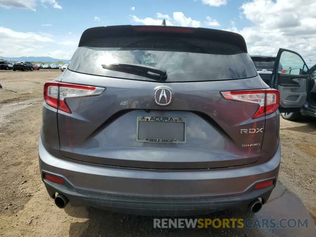 6 Photograph of a damaged car 5J8TC2H34KL031463 ACURA RDX 2019