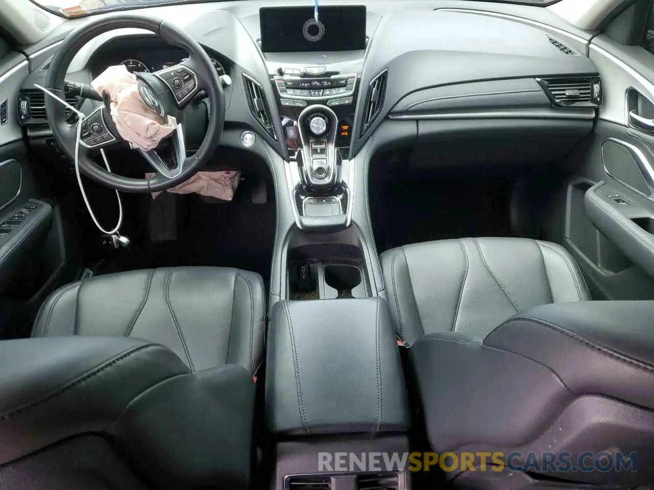 8 Photograph of a damaged car 5J8TC2H34KL031463 ACURA RDX 2019