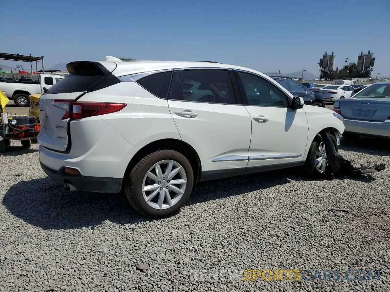 3 Photograph of a damaged car 5J8TC2H35KL040334 ACURA RDX 2019