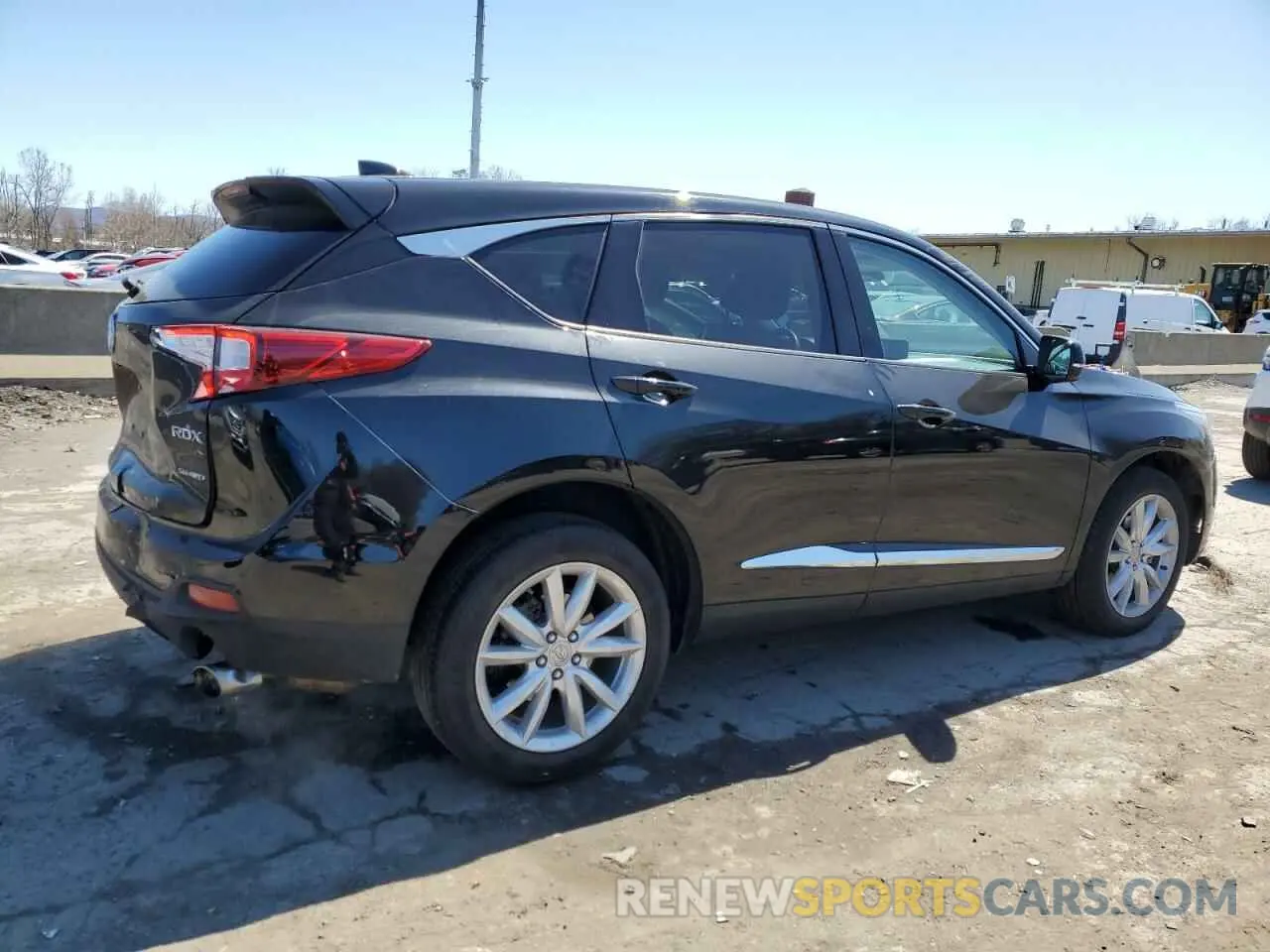 3 Photograph of a damaged car 5J8TC2H36KL033893 ACURA RDX 2019