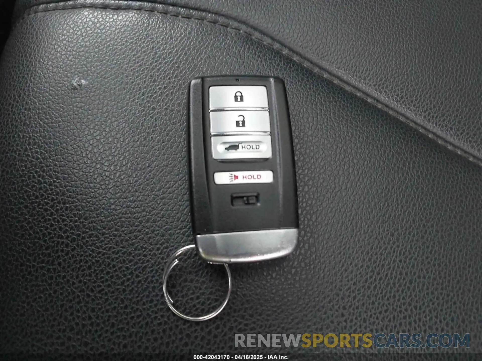 11 Photograph of a damaged car 5J8TC2H38KW037511 ACURA RDX 2019