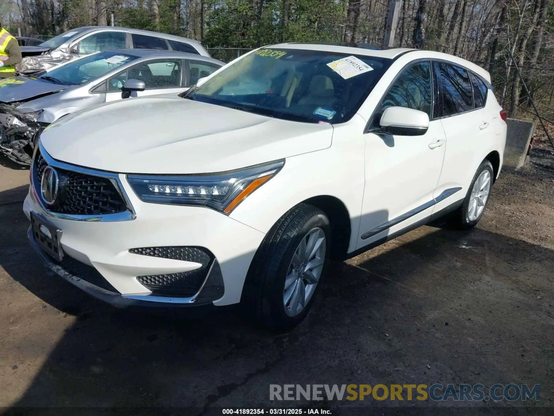 2 Photograph of a damaged car 5J8TC2H3XKL038353 ACURA RDX 2019