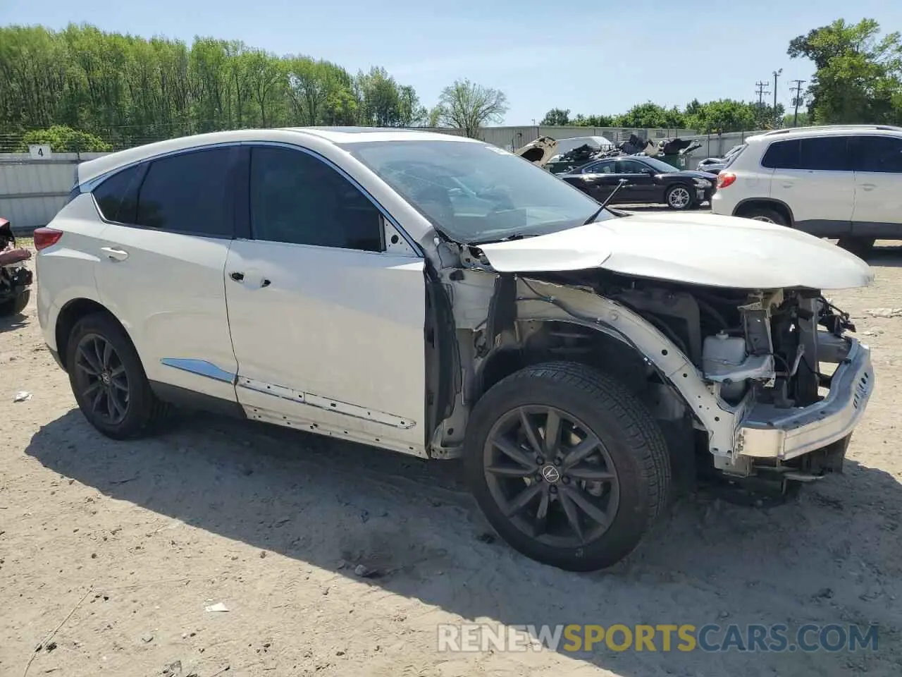 4 Photograph of a damaged car 5J8TC2H51KL000382 ACURA RDX 2019