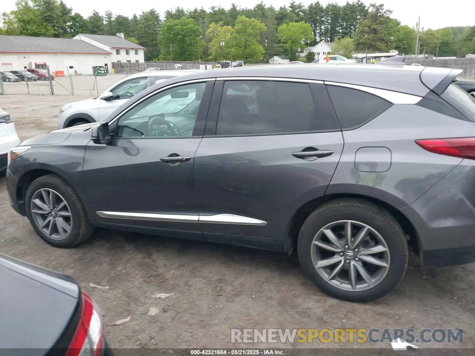14 Photograph of a damaged car 5J8TC2H51KL017697 ACURA RDX 2019