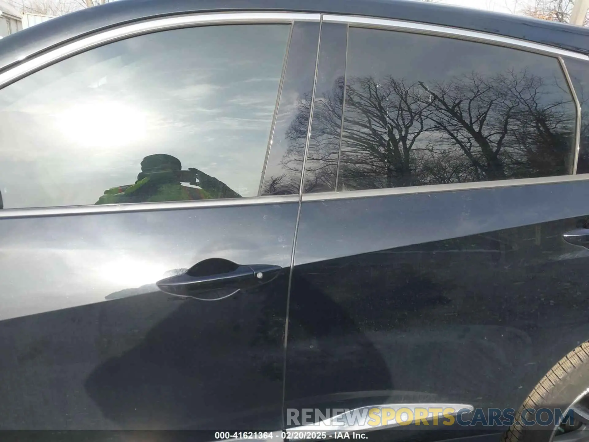 15 Photograph of a damaged car 5J8TC2H52KL010287 ACURA RDX 2019