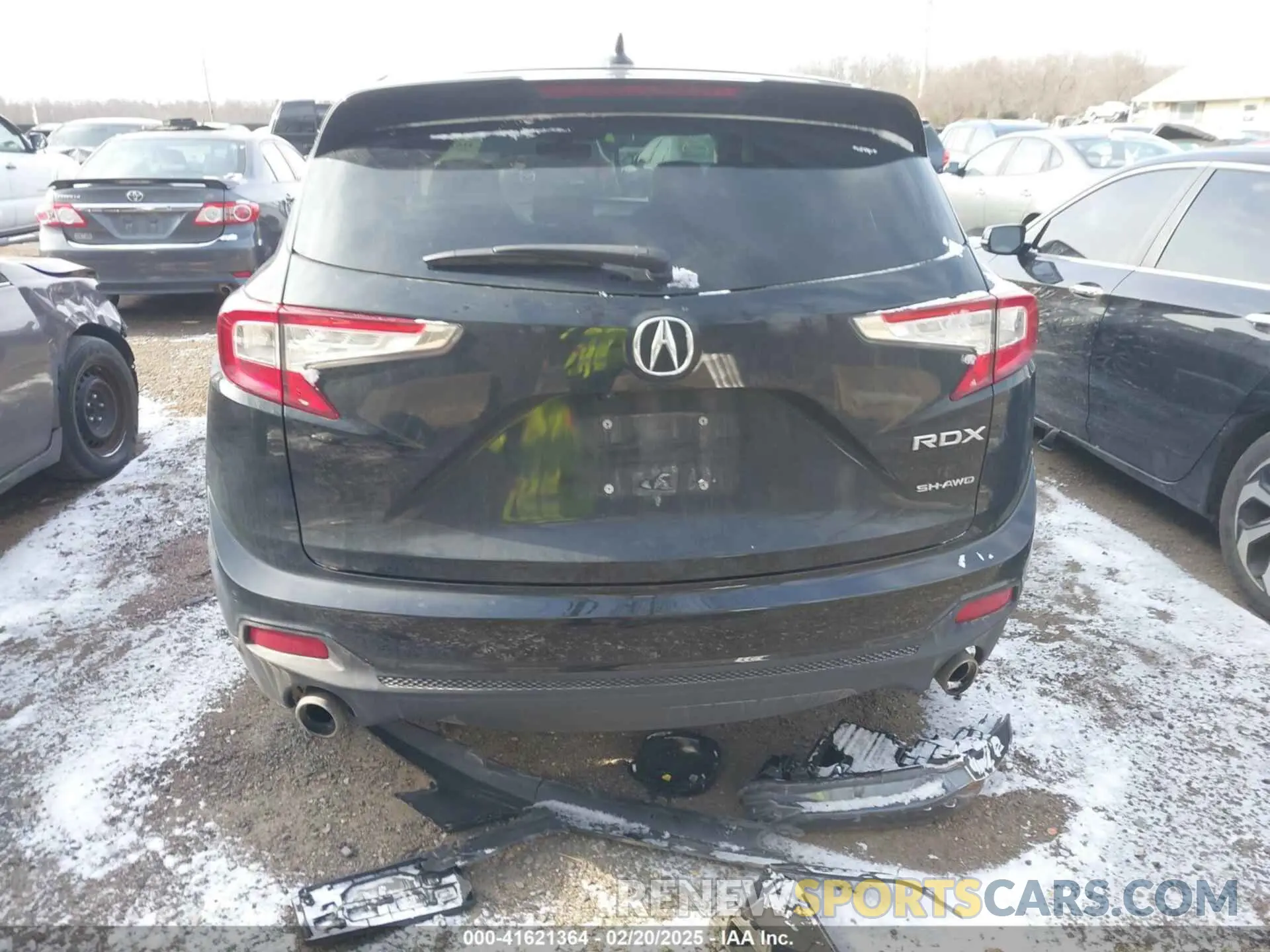 17 Photograph of a damaged car 5J8TC2H52KL010287 ACURA RDX 2019