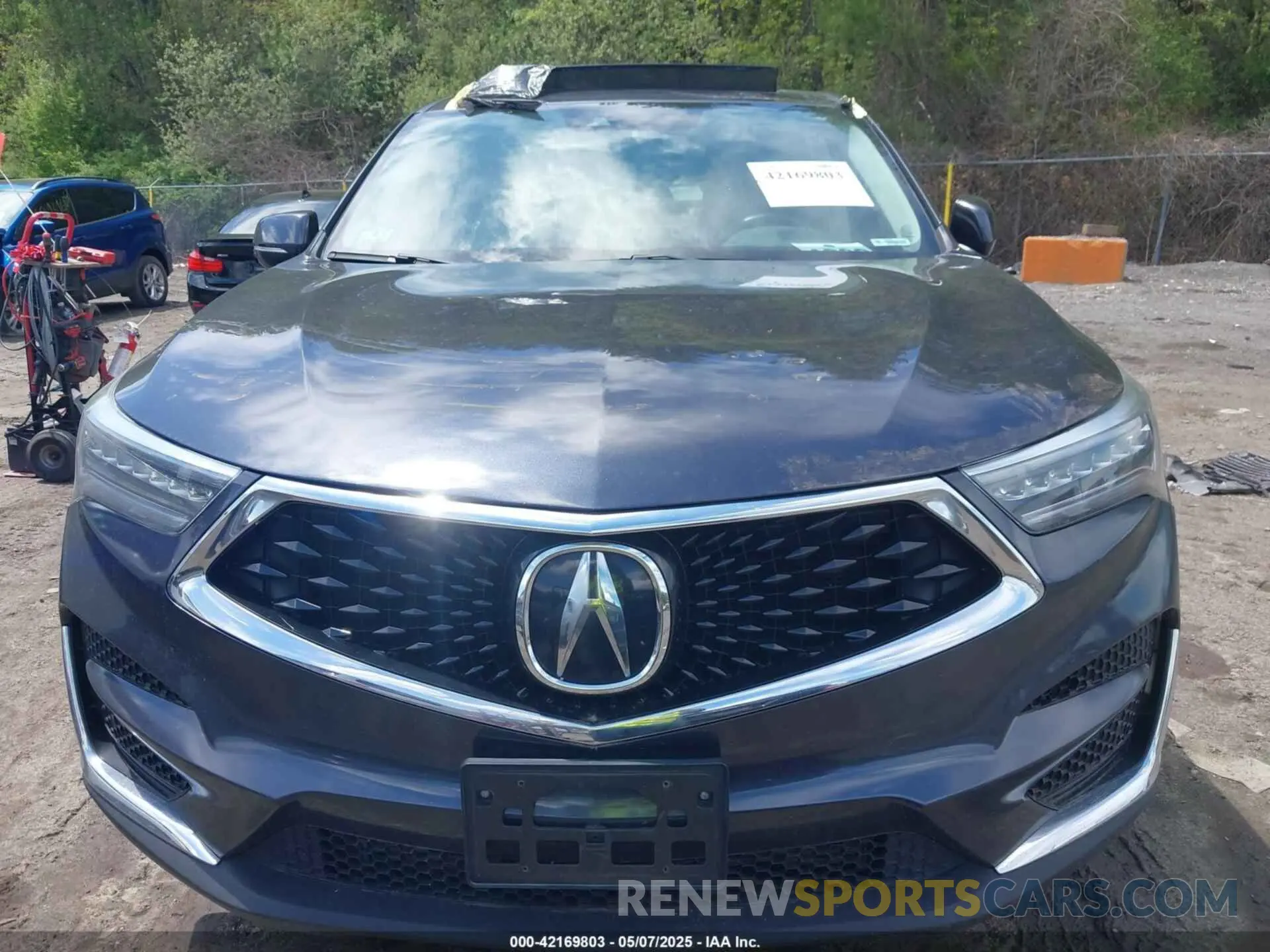 6 Photograph of a damaged car 5J8TC2H54KL017533 ACURA RDX 2019