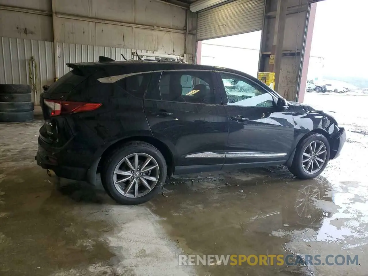 3 Photograph of a damaged car 5J8TC2H58KL005434 ACURA RDX 2019