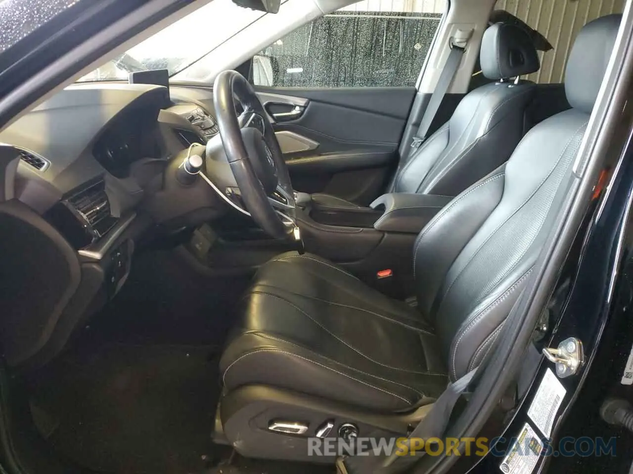 7 Photograph of a damaged car 5J8TC2H58KL005434 ACURA RDX 2019