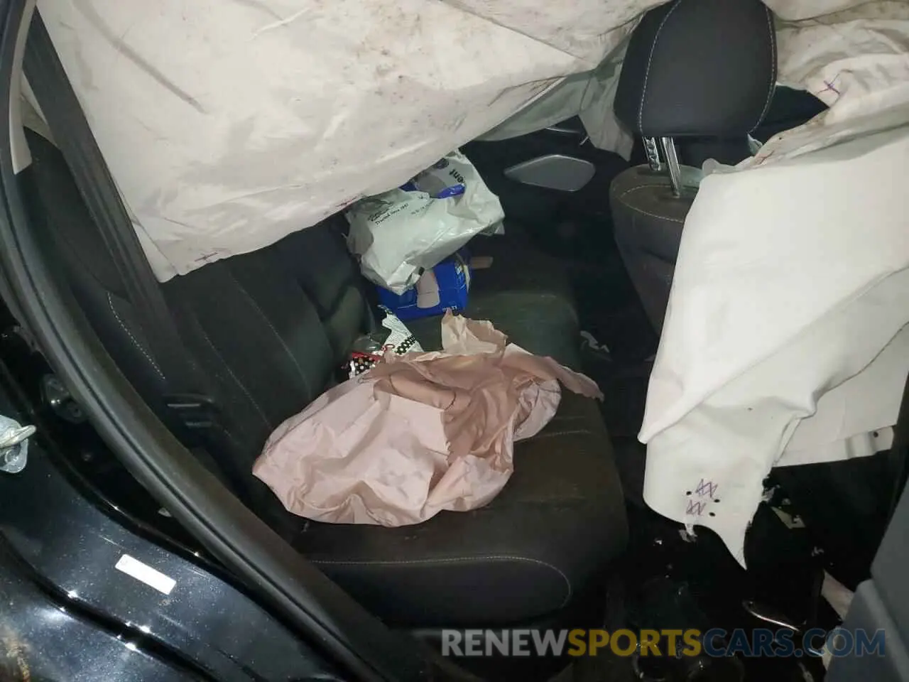 11 Photograph of a damaged car 5J8TC2H58KL017115 ACURA RDX 2019