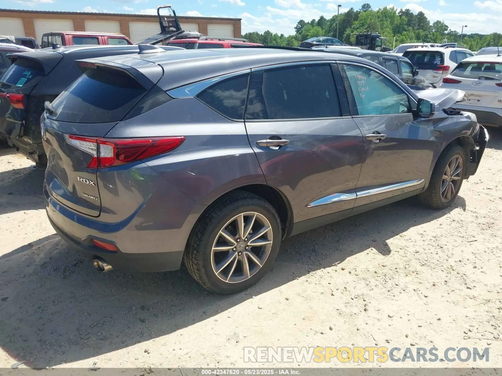 4 Photograph of a damaged car 5J8TC2H58KL017177 ACURA RDX 2019