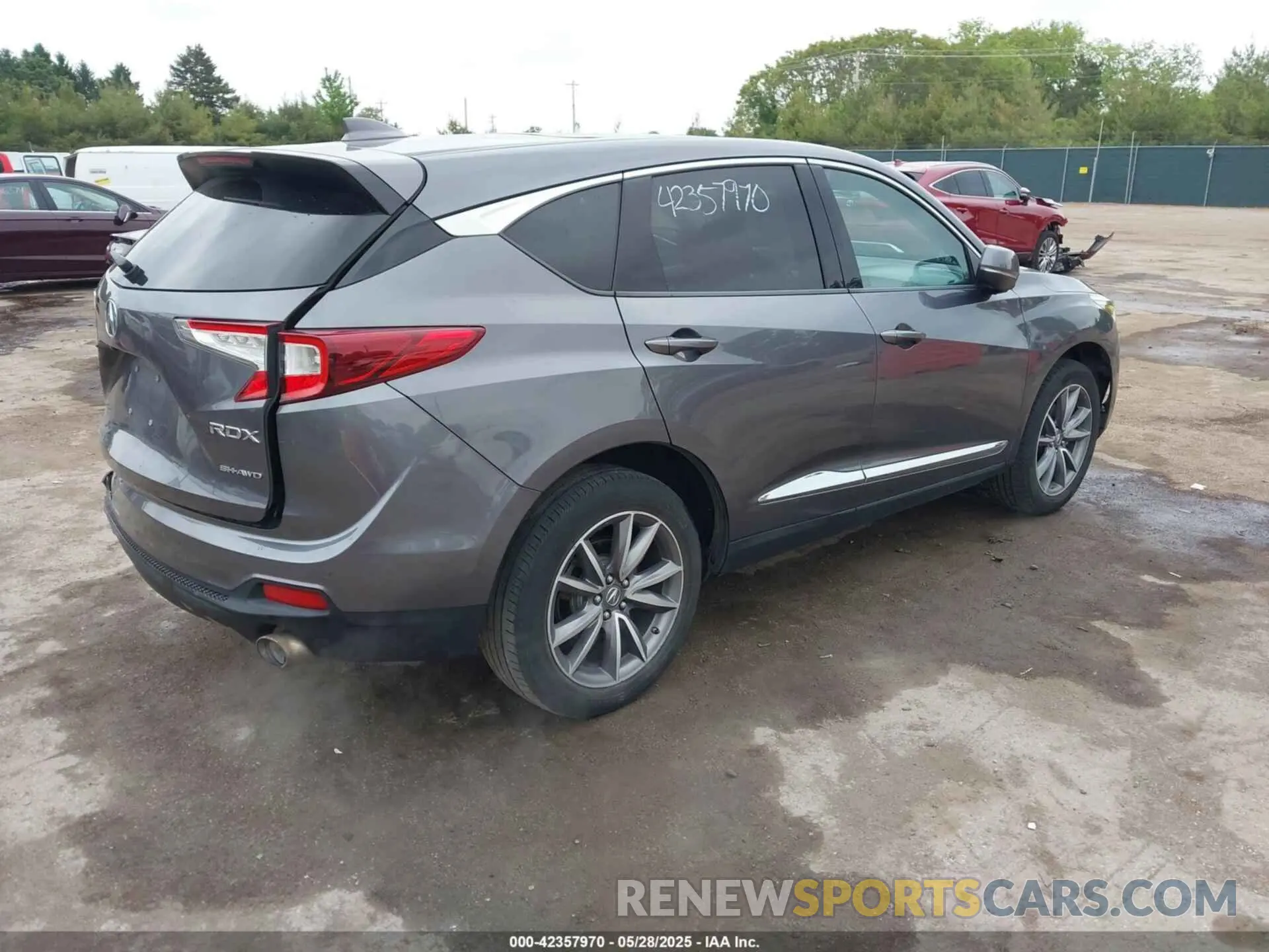 4 Photograph of a damaged car 5J8TC2H59KL026180 ACURA RDX 2019