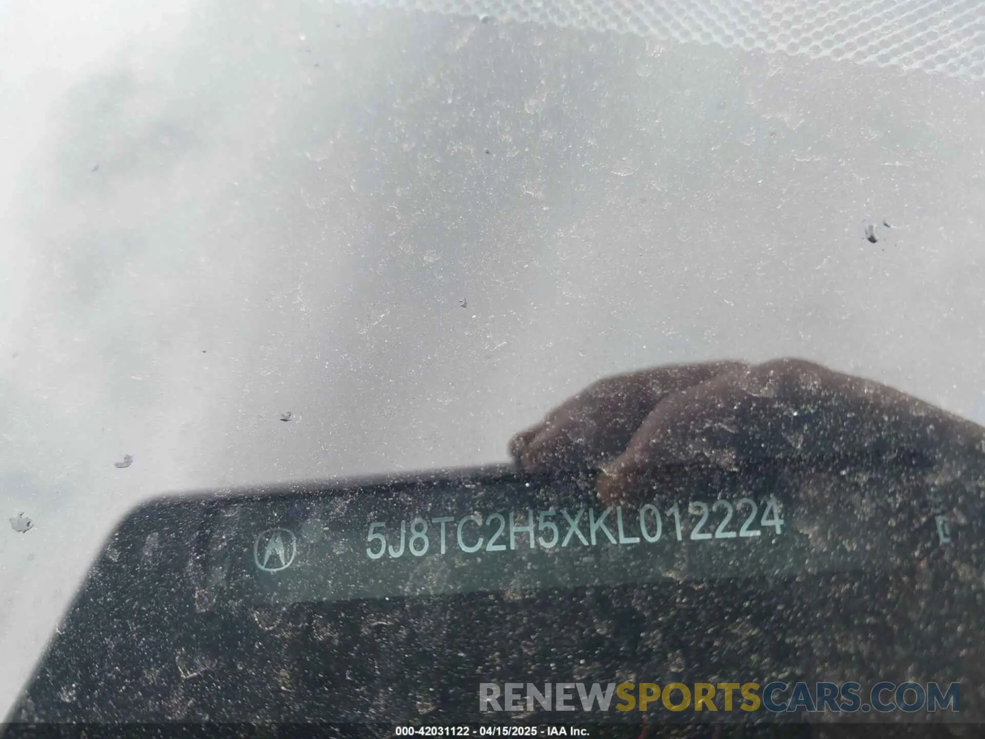 9 Photograph of a damaged car 5J8TC2H5XKL012224 ACURA RDX 2019