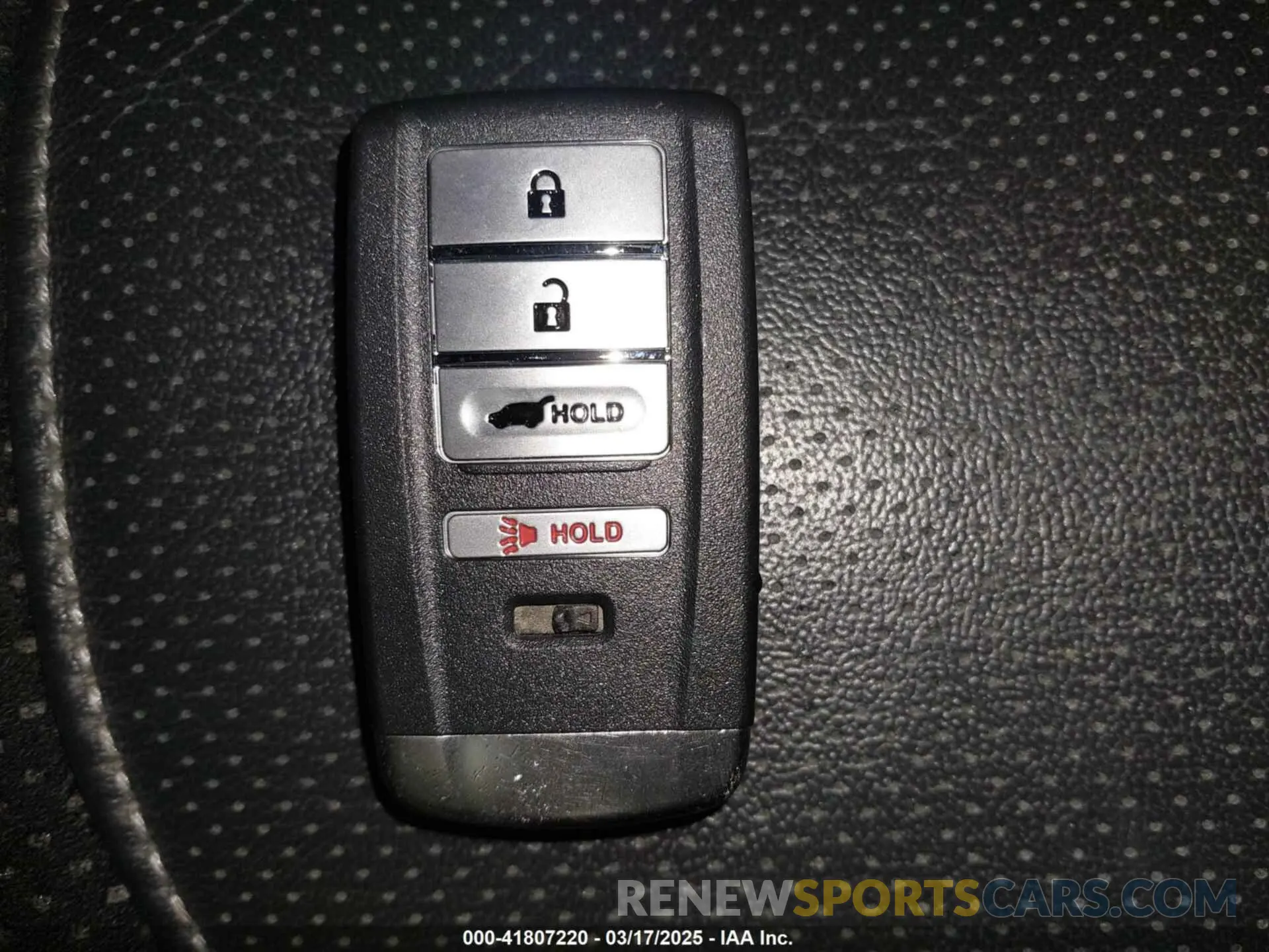11 Photograph of a damaged car 5J8TC2H62KL025641 ACURA RDX 2019