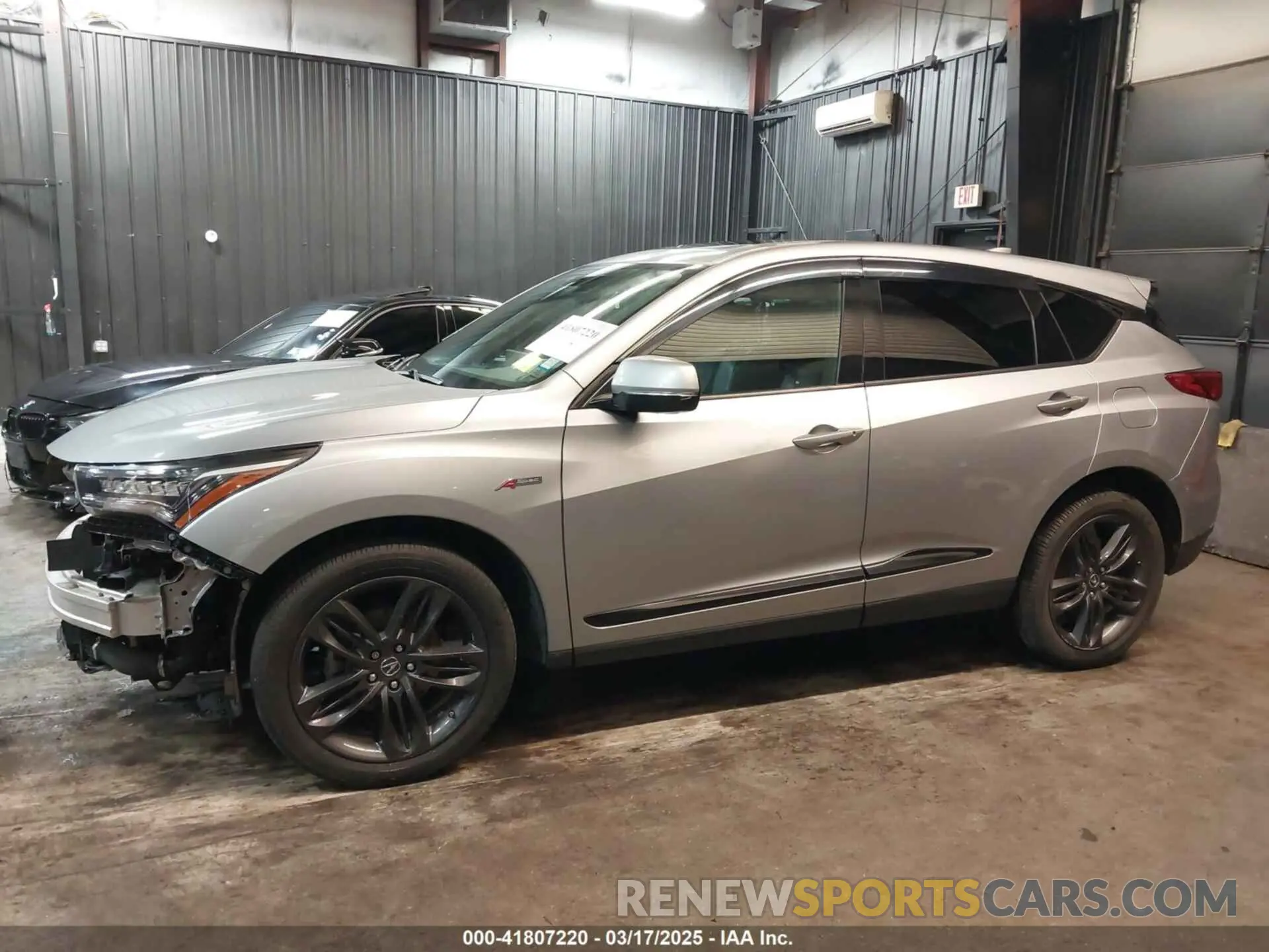 15 Photograph of a damaged car 5J8TC2H62KL025641 ACURA RDX 2019