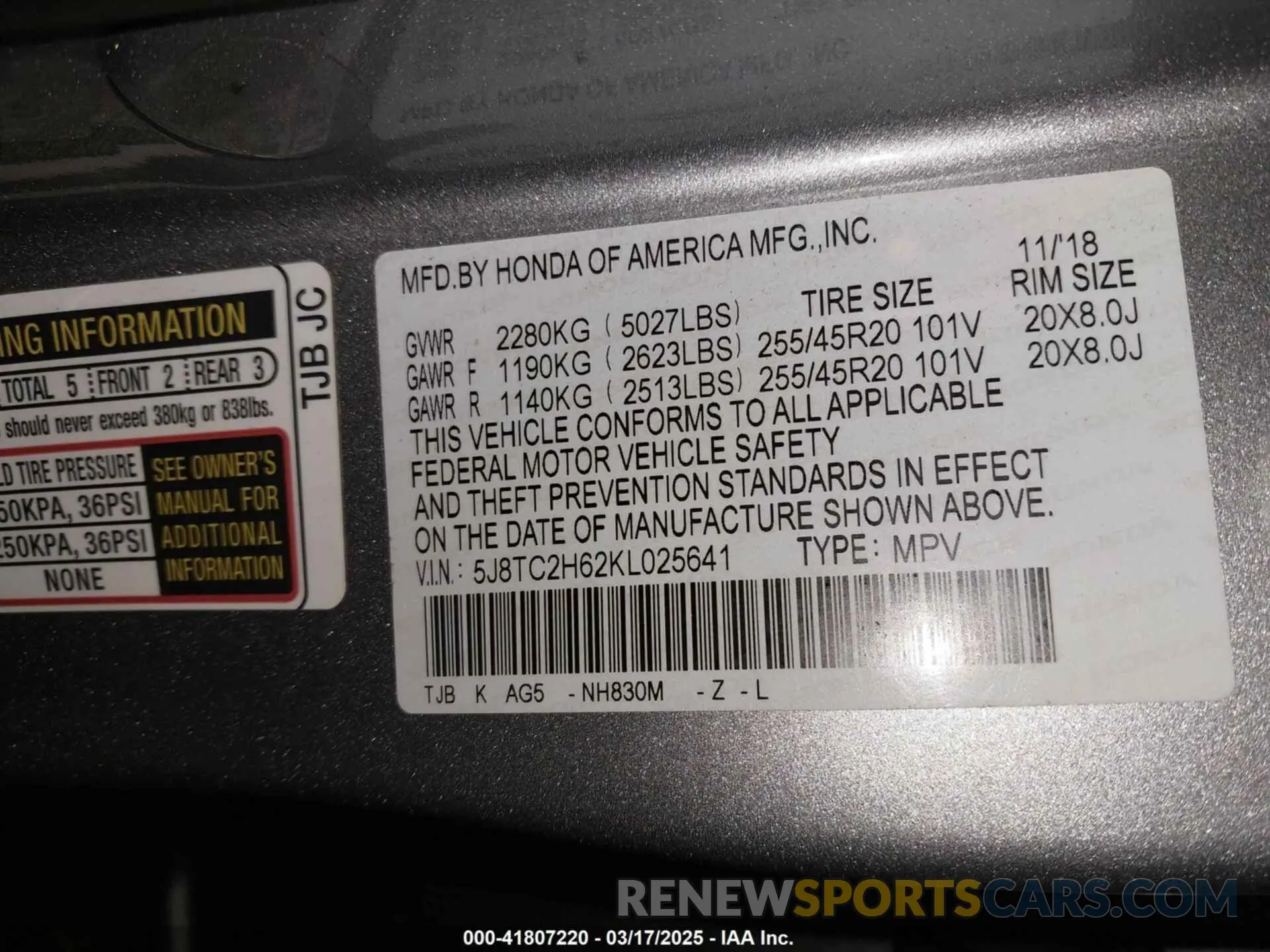 9 Photograph of a damaged car 5J8TC2H62KL025641 ACURA RDX 2019